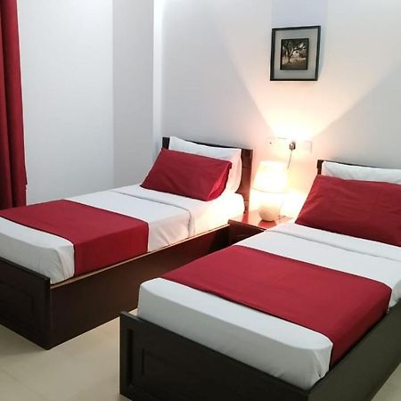 Azaiba Hotel Apartments Mascate Esterno foto